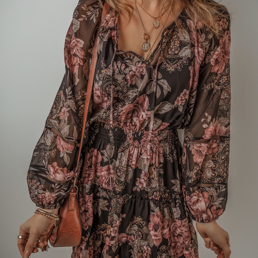 B157 Black Vintage Floral Puff Sleeve V Neck Smock Waist Dress